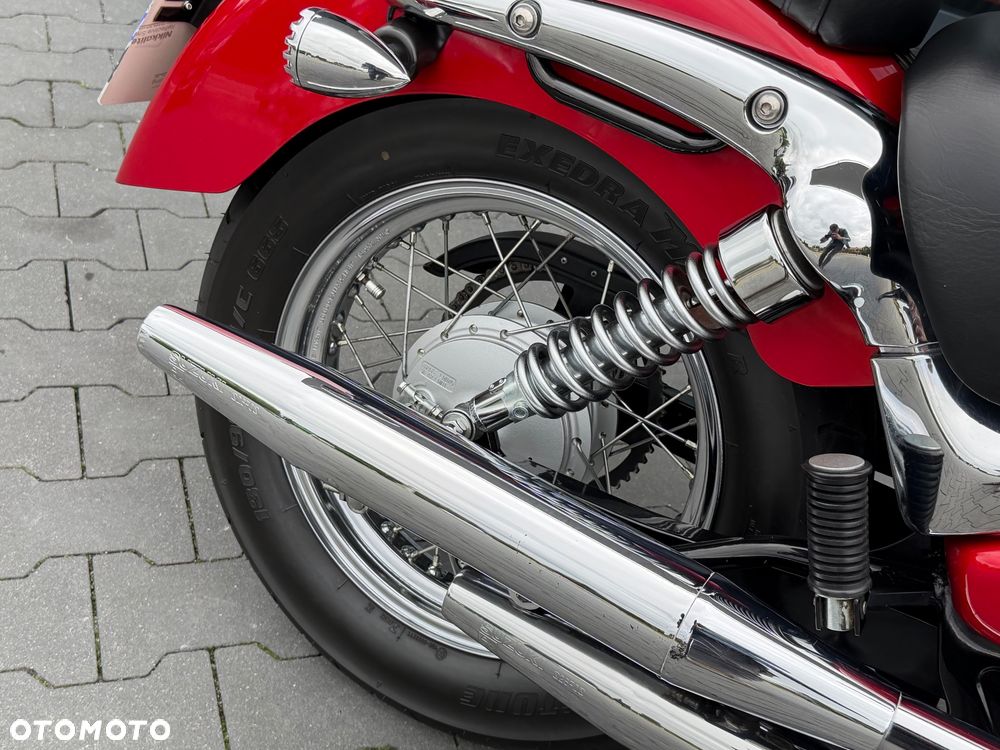 Suzuki Intruder - 14