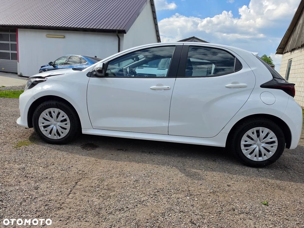 Toyota Yaris 1.0 Premium - 5