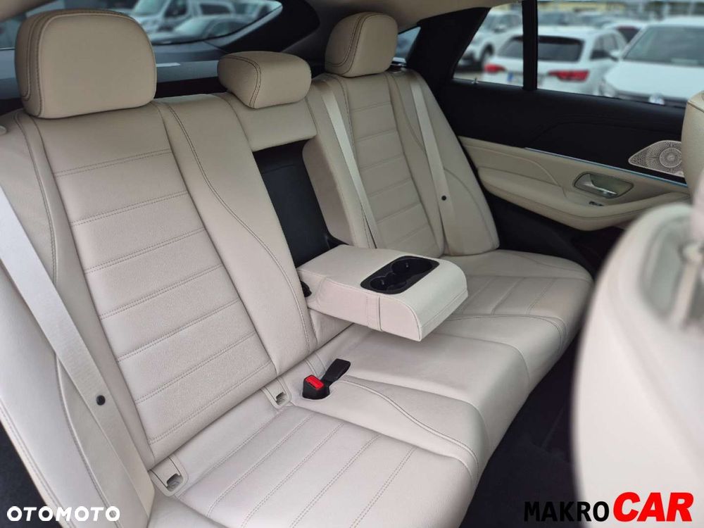 Mercedes-Benz GLE - 22