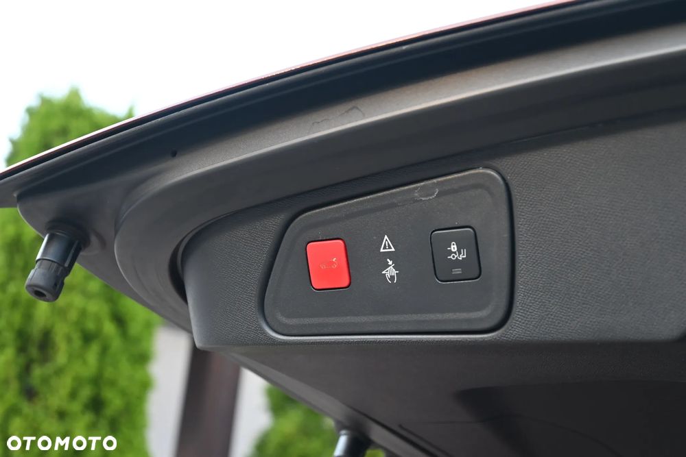 Peugeot 3008 BlueHDi 150 Stop & Start Allure - 28