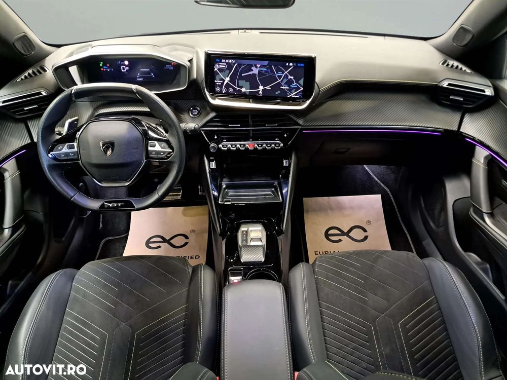 Peugeot 2008 1.2L e-DCS6 MHEV GT - 7