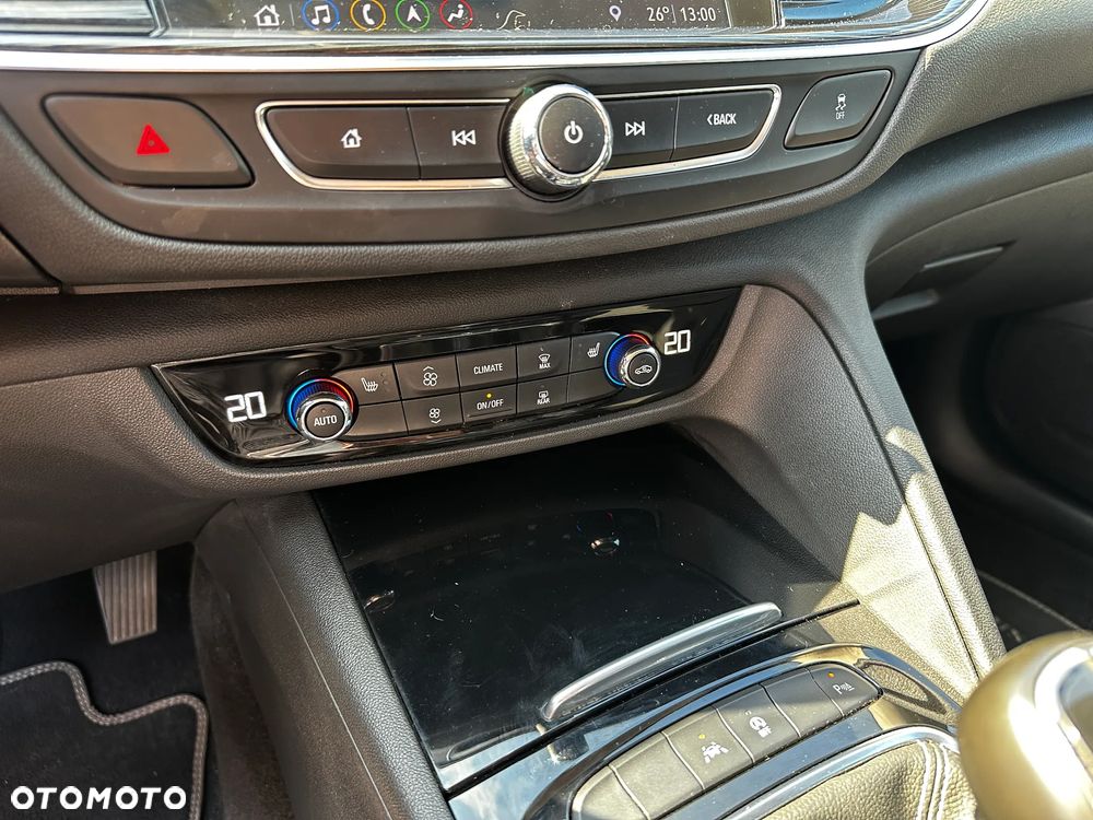 Opel Insignia - 17