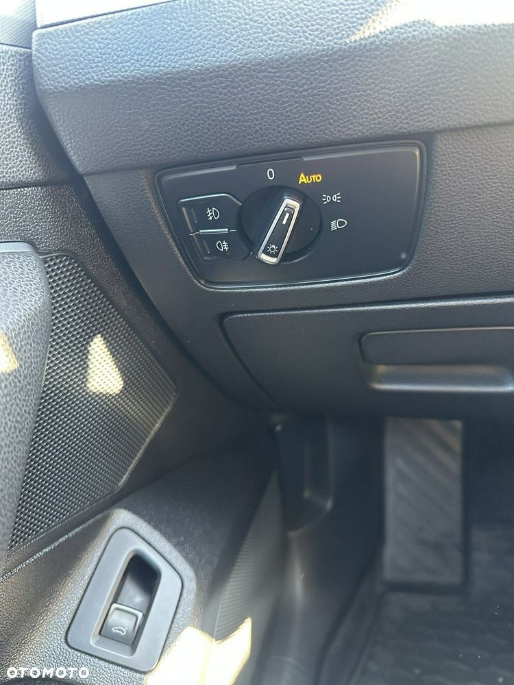 Volkswagen Passat - 28