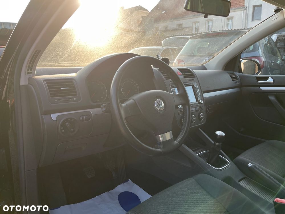 Volkswagen Golf 1.6 Tour - 21