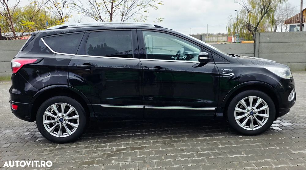 Ford Kuga 2.0 TDCi 4WD Powershift Vignale - 10