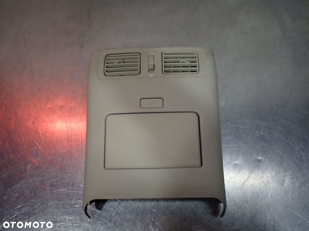 KRATKA NAWIEWU TYŁ POPIELNICZKA INFINITI M37X 96930-1ME1A - 1