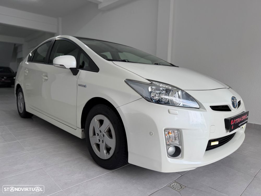 Toyota Prius 1.8 Premium +Pele+GPS+Solar - 10