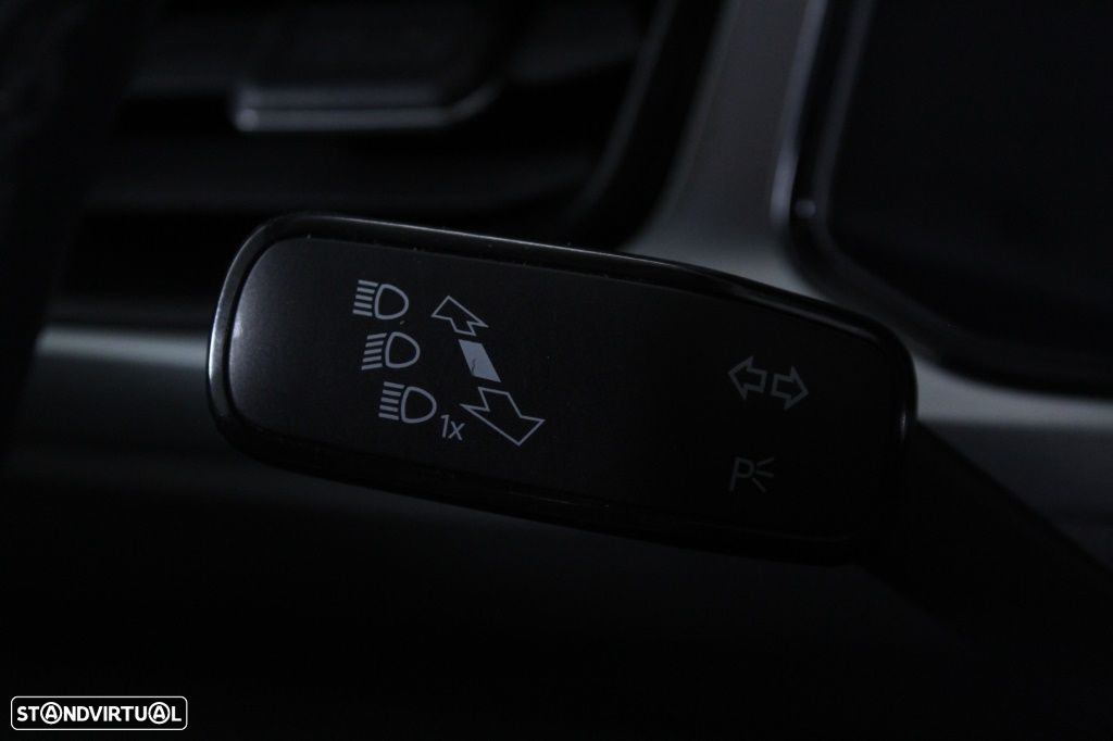 VW T-Roc 1.0 TSI Life - 25