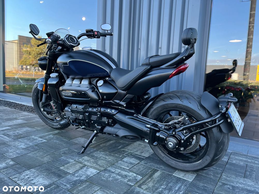 Triumph Rocket - 4