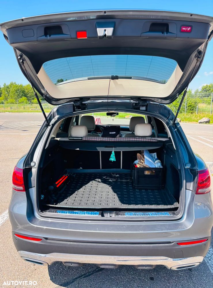 Mercedes-Benz GLC 220 d 4MATIC - 12