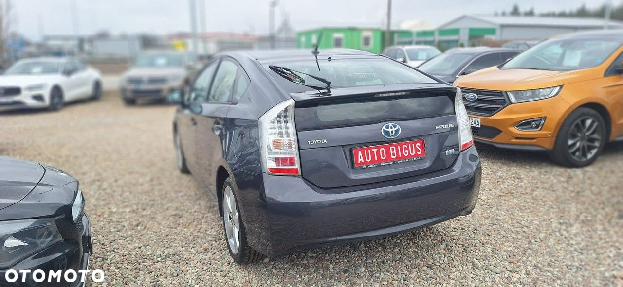 Toyota Prius - 6