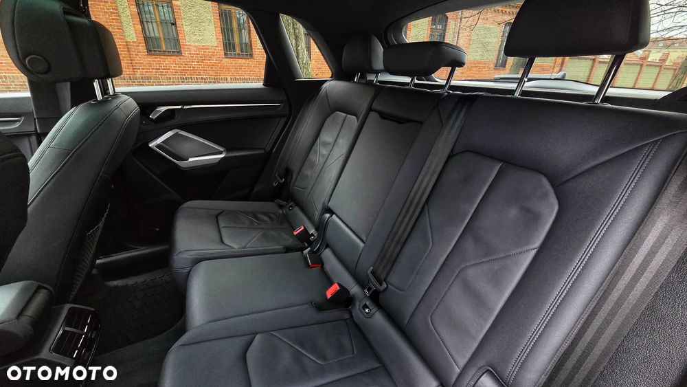 Audi Q3 45 TFSI Quattro S tronic S line - 27