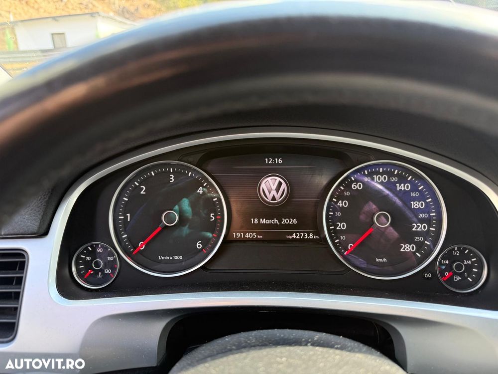 Volkswagen Touareg 3.0 V6 TDI BMT - 6