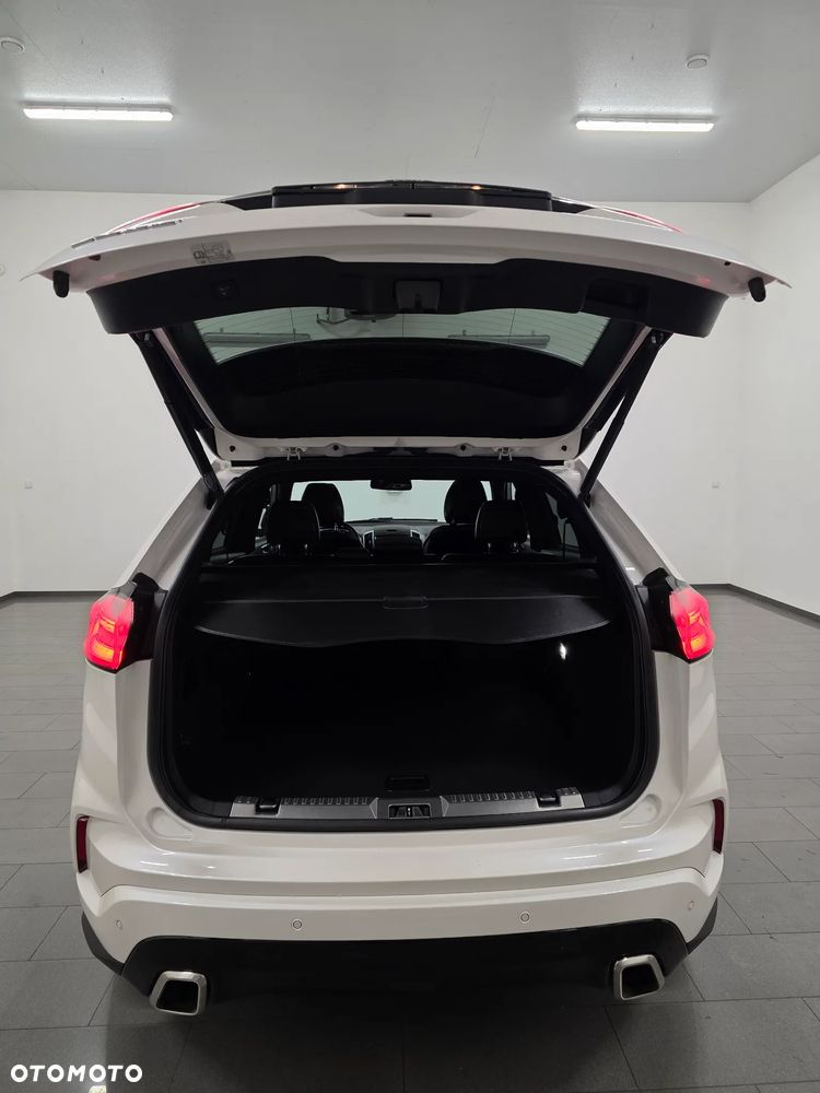 Ford Edge 2.0 EcoBlue Twin-Turbo 4WD ST-Line - 39
