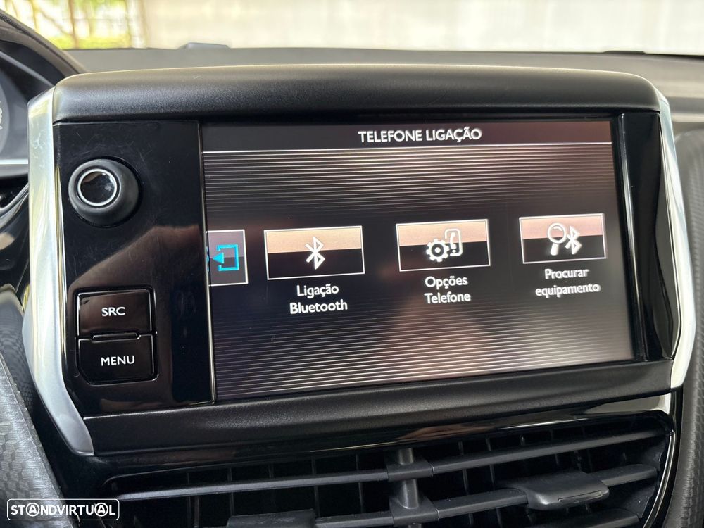 Peugeot 2008 1.2 PureTech Style - 25