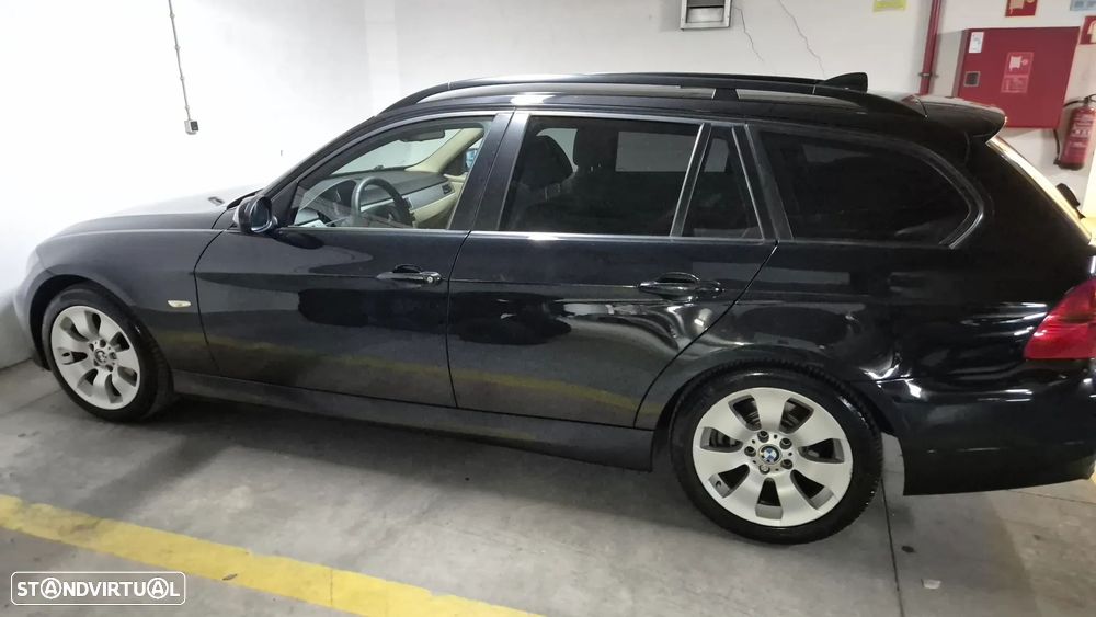 BMW 320 d Auto - 26
