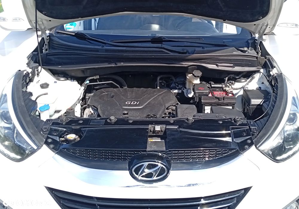 Hyundai ix35 1.6 2WD Fifa World Cup Edition - 17