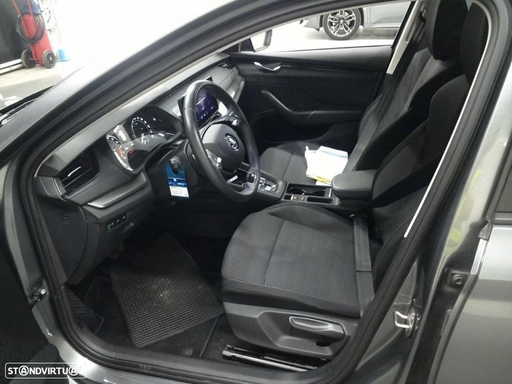 Skoda Octavia Break 2.0 TDI Ambition DSG - 4