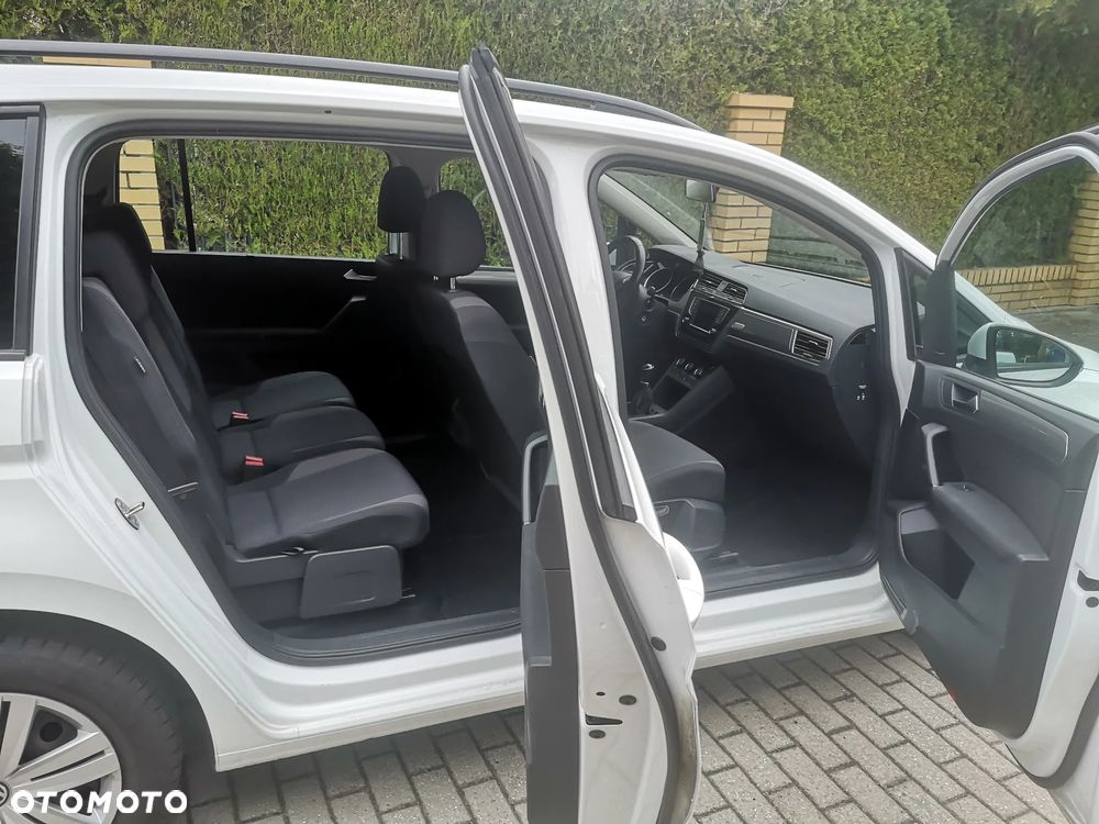 Volkswagen Touran 1.6 TDI SCR (BlueMotion Technology) Comfortline - 15