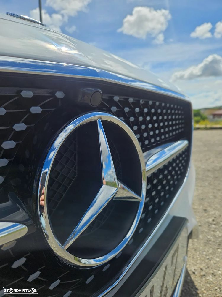 Mercedes-Benz E 300 de AMG Line - 22