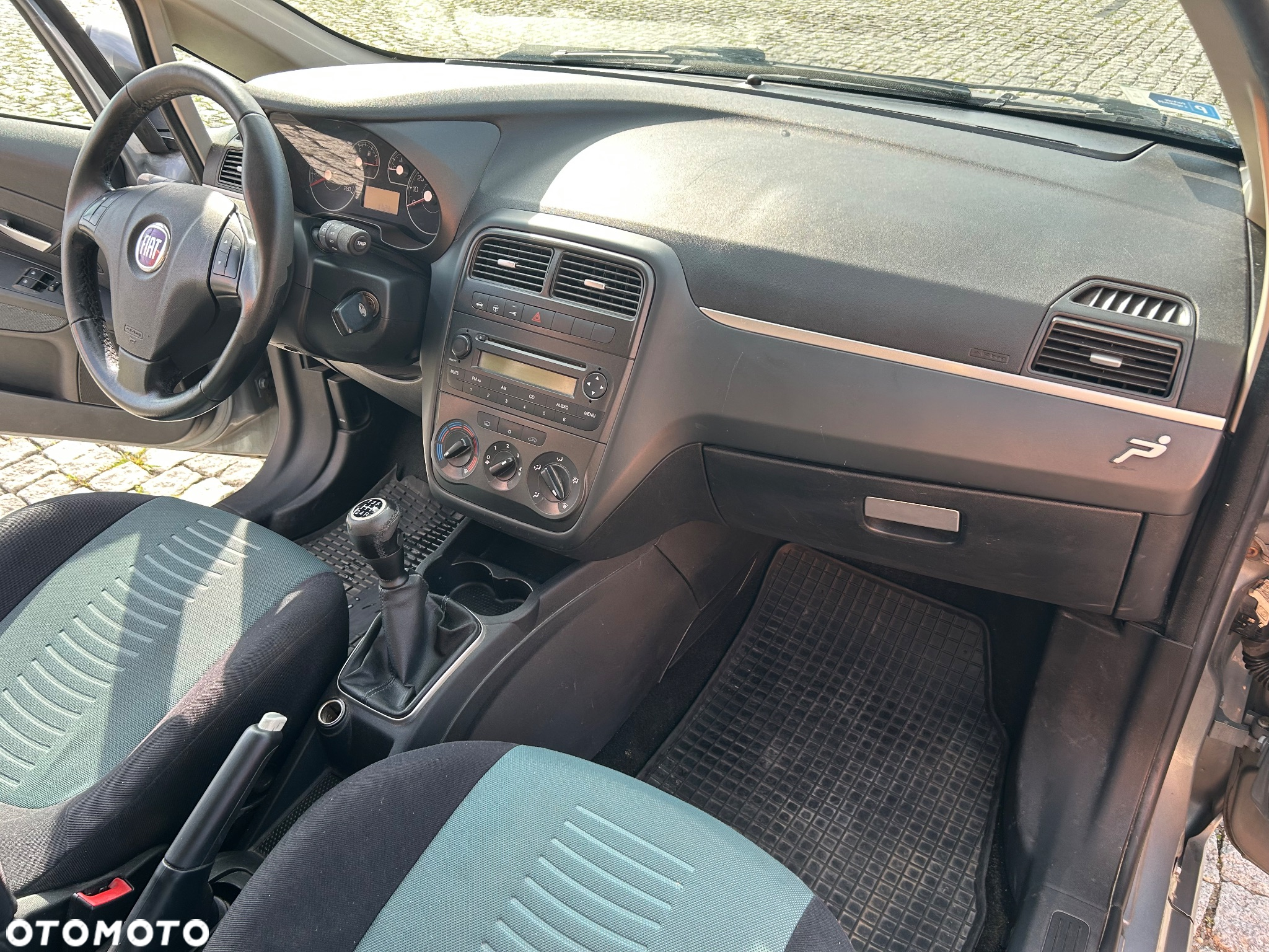 Fiat Punto - 16