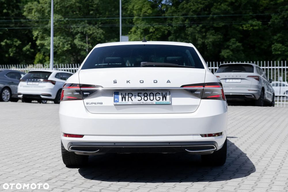 Skoda Superb 2.0 TSI L&K DSG - 7