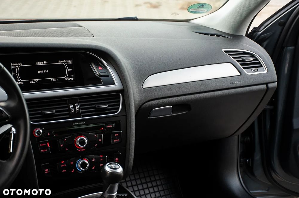 Audi A4 Limousine - 30