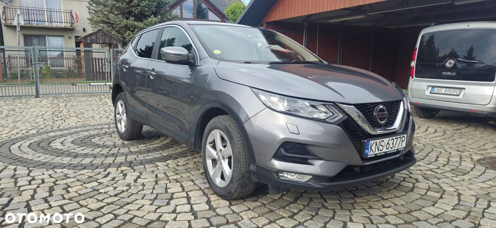 Nissan Qashqai - 1