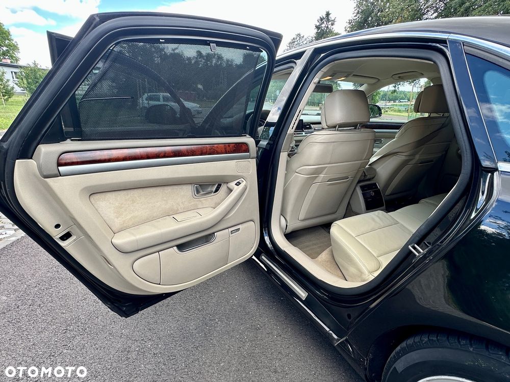 Audi A8 - 25