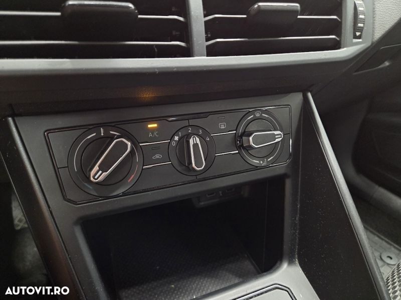 Volkswagen Polo - 9