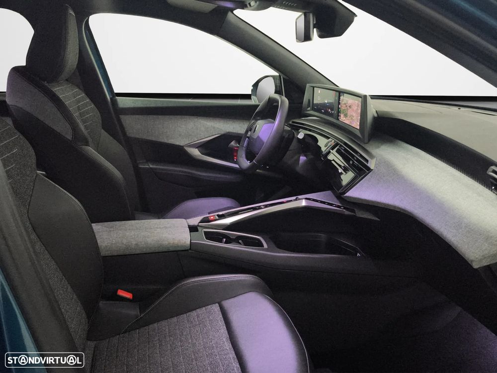 Peugeot 5008 Hybrid 145 e-DSC6 Allure - 13