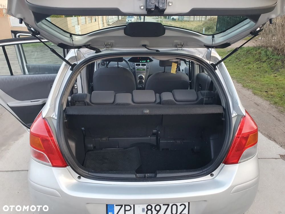 Toyota Yaris 1.33 VVT-i Cool - 8