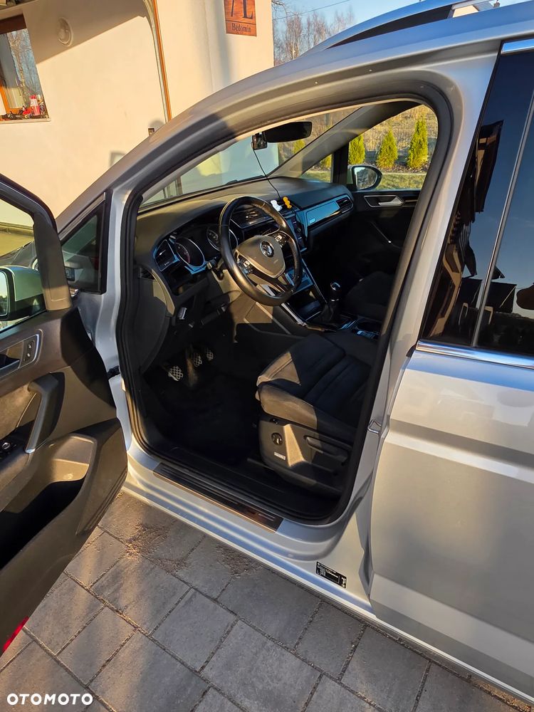 Volkswagen Touran 1.6 TDI SCR (BlueMotion Technology) Comfortline - 20