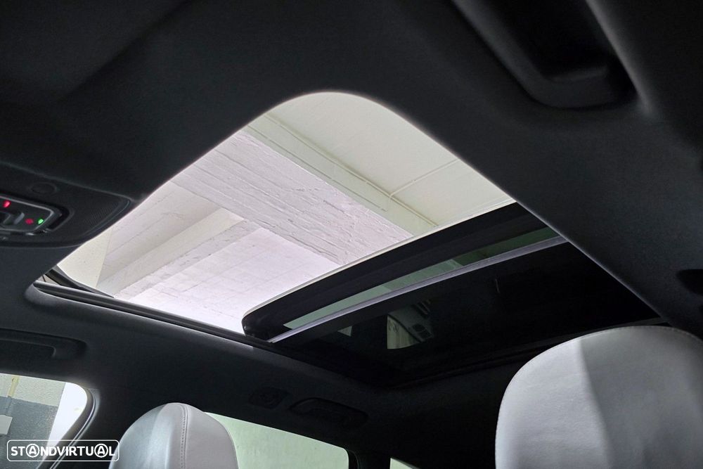 Audi A4 Avant 35 TDI S line S tronic - 39