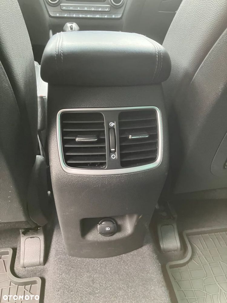 Hyundai Tucson 1.6 CRDi 48V-Hybrid 4WD DCT Prime - 24
