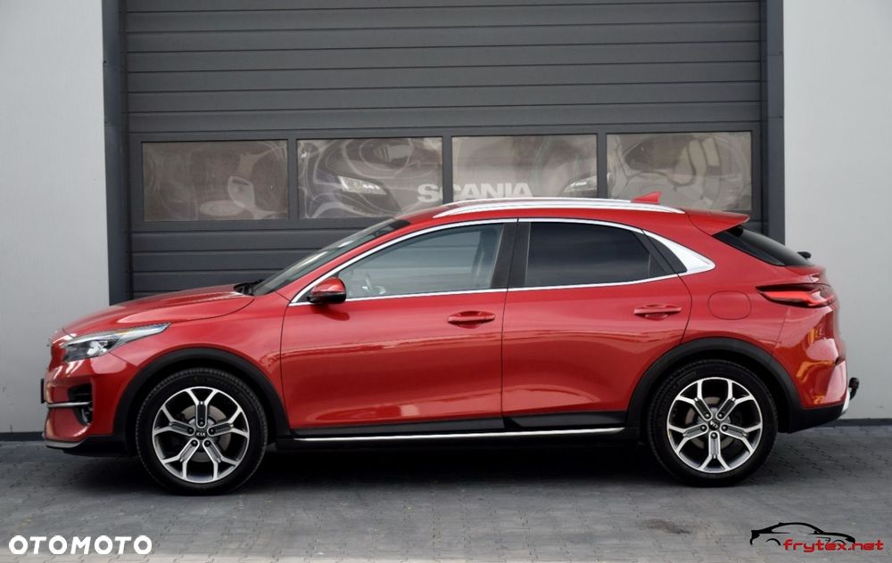 Kia XCeed - 8