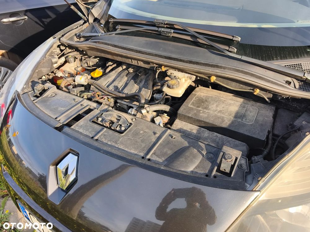 Renault Scenic - 22