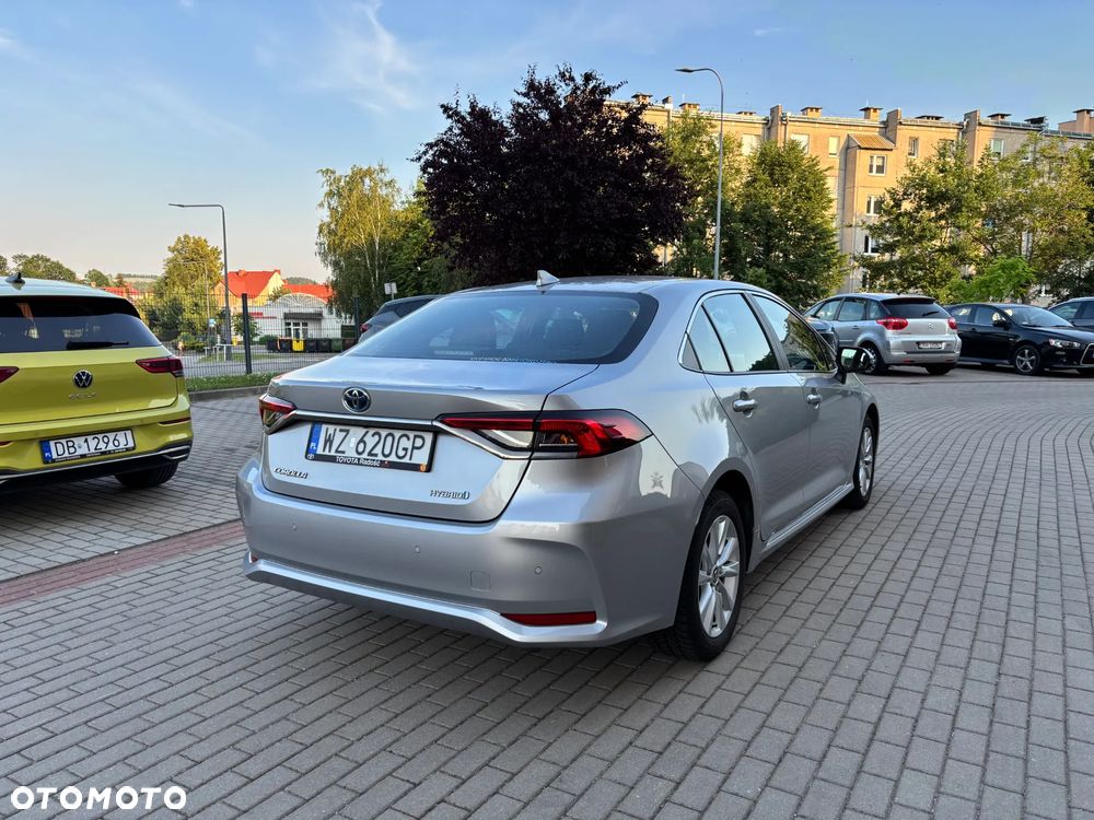 Toyota Corolla 1.8 Hybrid Comfort - 13