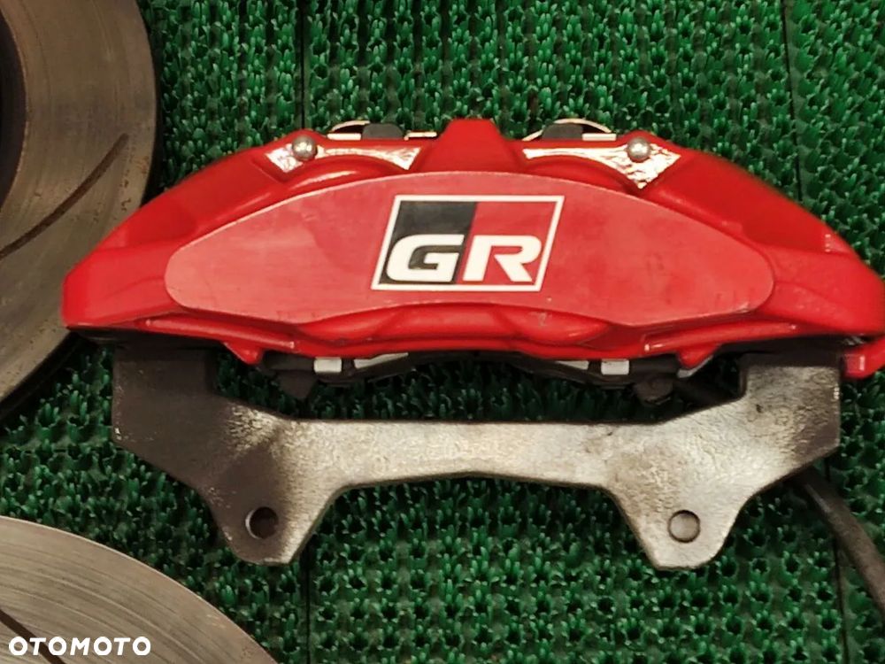 TOYOTA YARIS GR 1.6i 261 KM 20-24r Zacisk Tarcza Klocki Przód Tył - 2