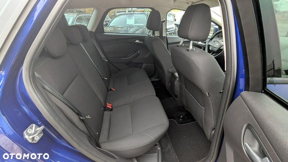 Ford Focus - 17