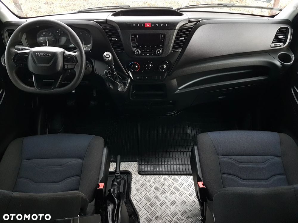 Iveco DAILY KONTENER NISKOPODŁOGOWY 4,43x2,23x2,42 SKLEP FOODTRUCK BAR KLIMA KONIOWÓZ KAMPER - 20