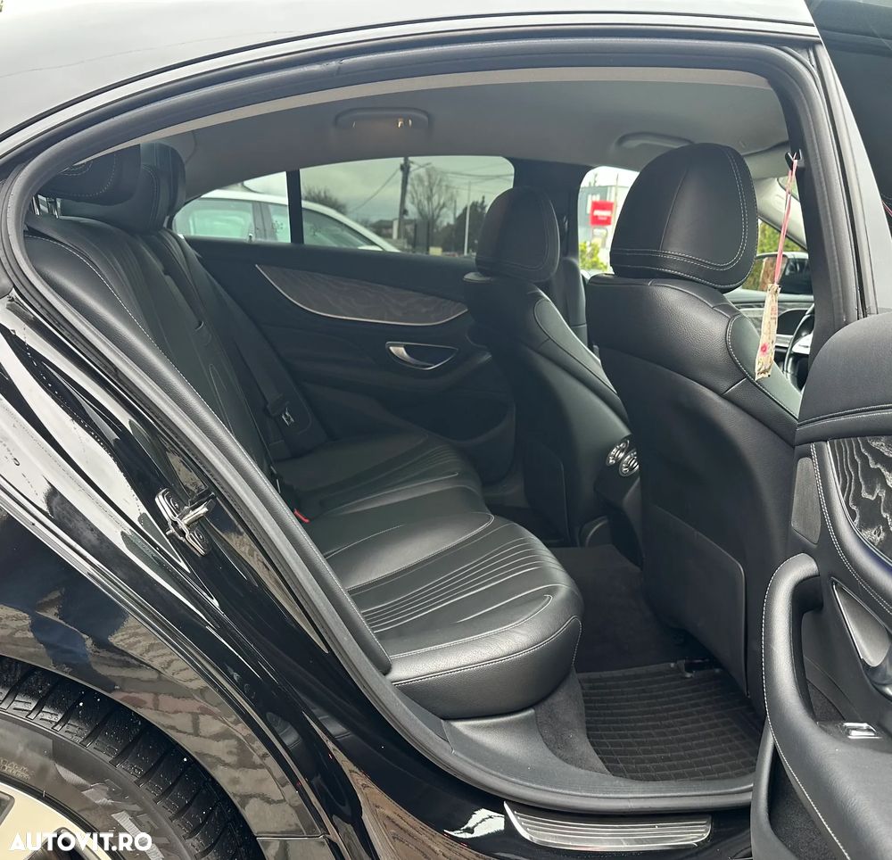 Mercedes-Benz CLS 350 d 4MATIC Aut - 10
