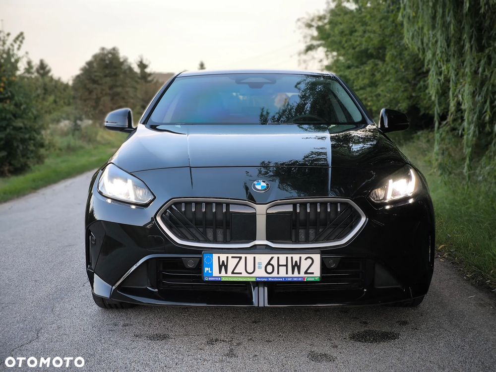 BMW Seria 2 220i mHEV - 9