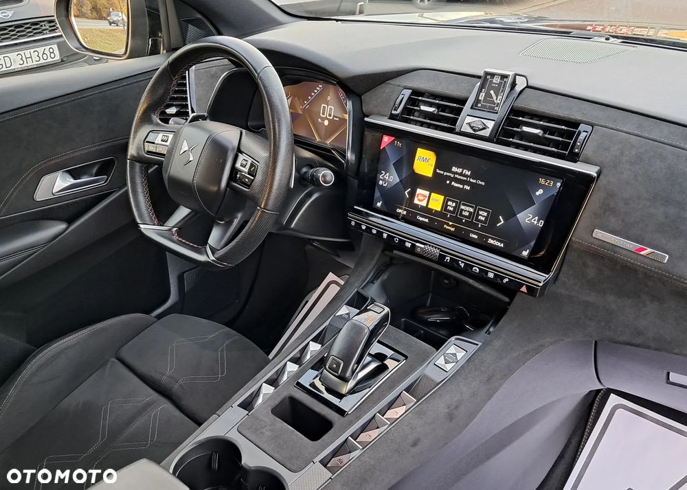 DS Automobiles DS 7 Crossback 1.6 PureTech Performance Line + - 22