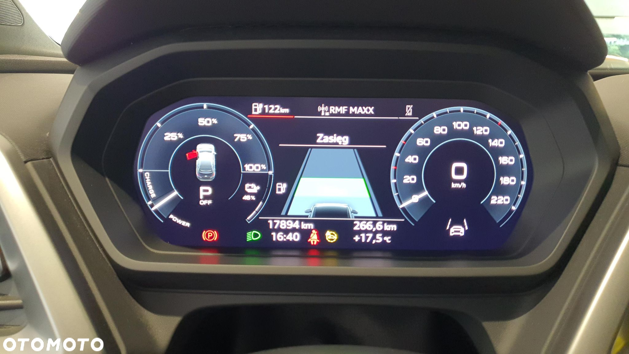 Audi Q4 e-tron - 14