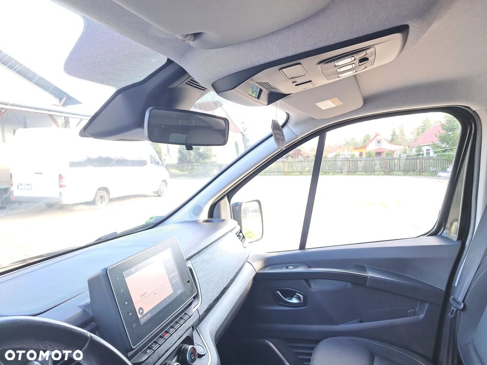 Renault Trafic 2.0 dCi - 22