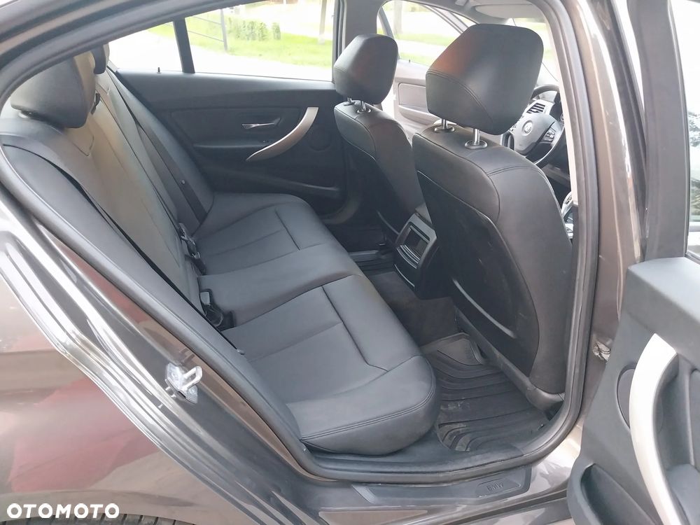BMW Seria 3 316d Advantage - 20