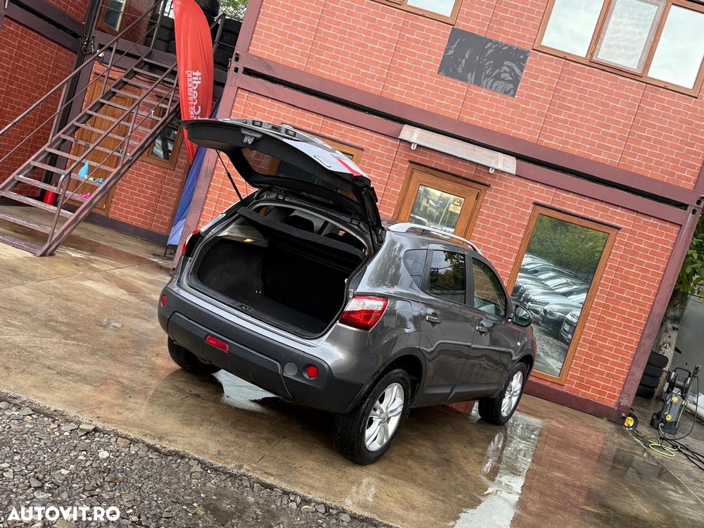 Nissan Qashqai 1.6 DCI TEKNA+ - 33