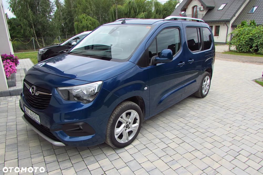 Opel Combo 1.2 Turbo Start/Stop Automatik Innovation - 3