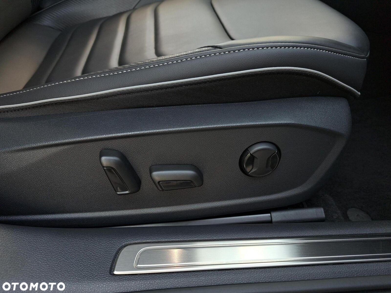Volkswagen Arteon 2.0 TSI R-Line DSG - 14